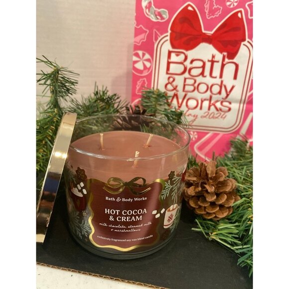 Bath & Body Works “Hot Cocoa & Cream” NEW 3 Wick Candle - Picture 1 of 7